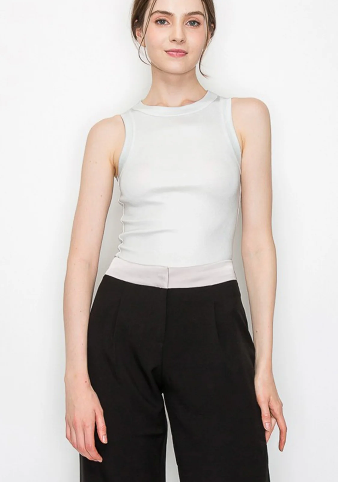 Metallic Coated Ribbed Knit Sleeveless Top - Image 3