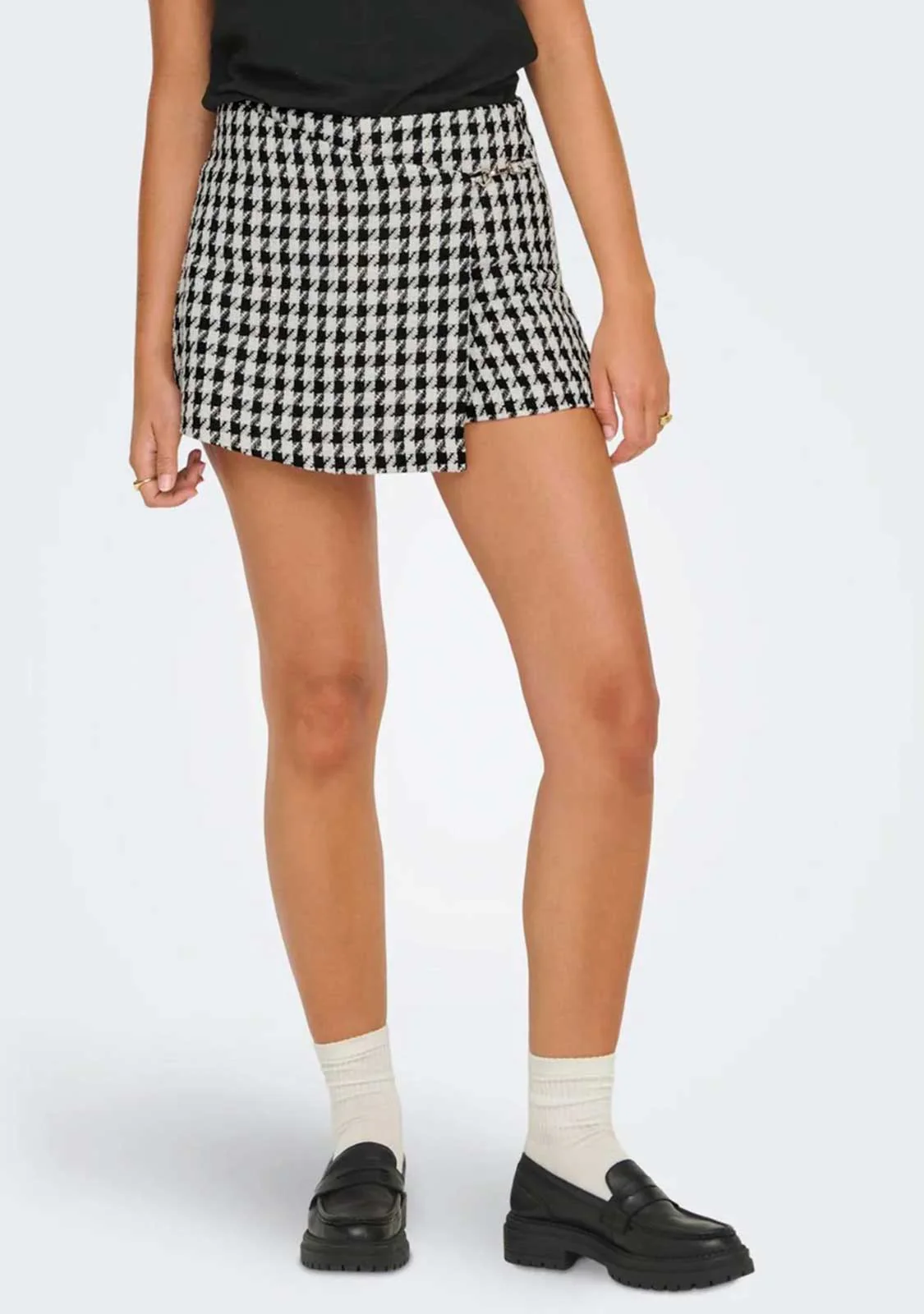 ONL Elinor HW HT Wrap Skort - Image 3