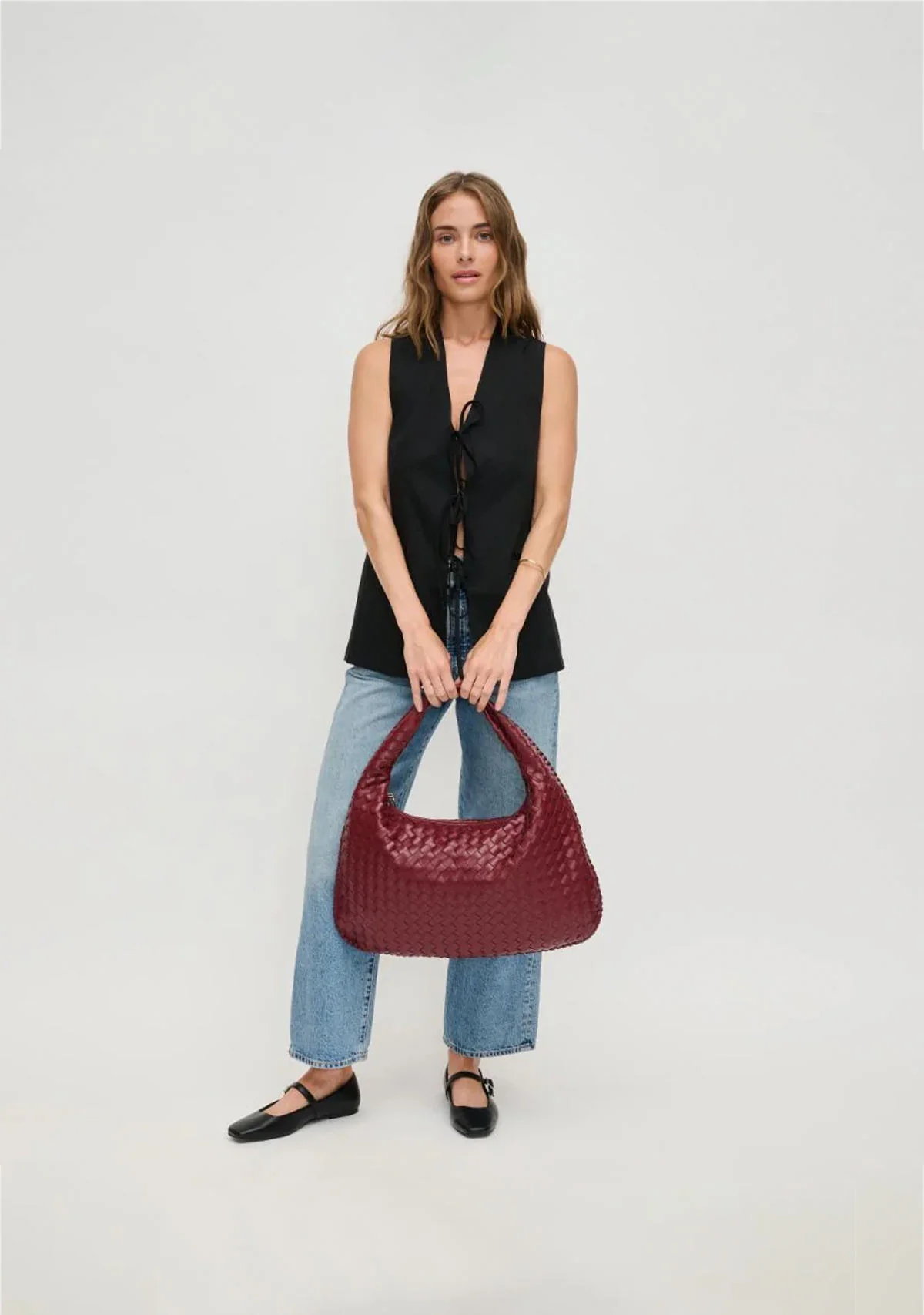 Victoria Hobo Wine - Image 3
